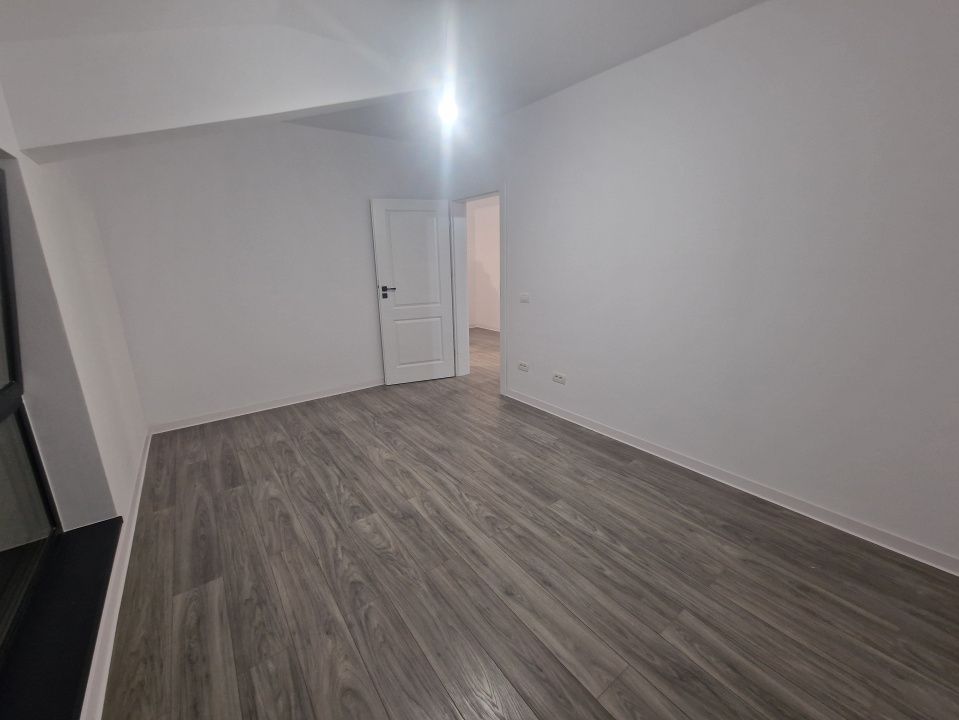 Duplex de vanzare cu 3 camere si teren de 309 mp - Recas – fotografia 7 din 18