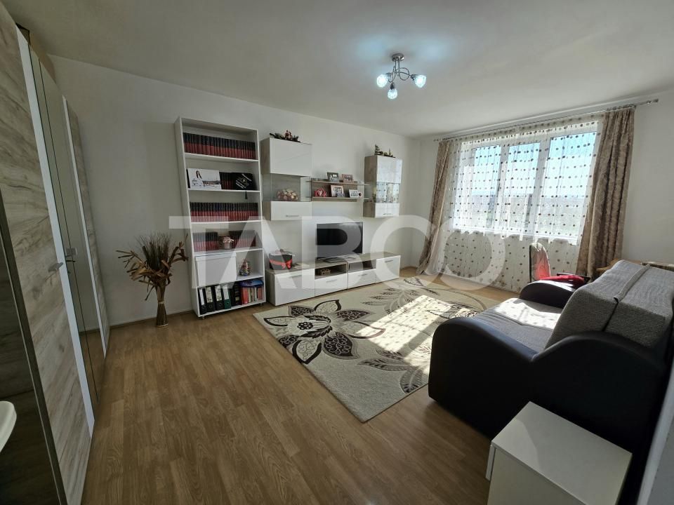 Garsoniera de vanzare 37 mpu balcon pivnita 25 mp Turnisor COMISION 0 – fotografia 2 din 14