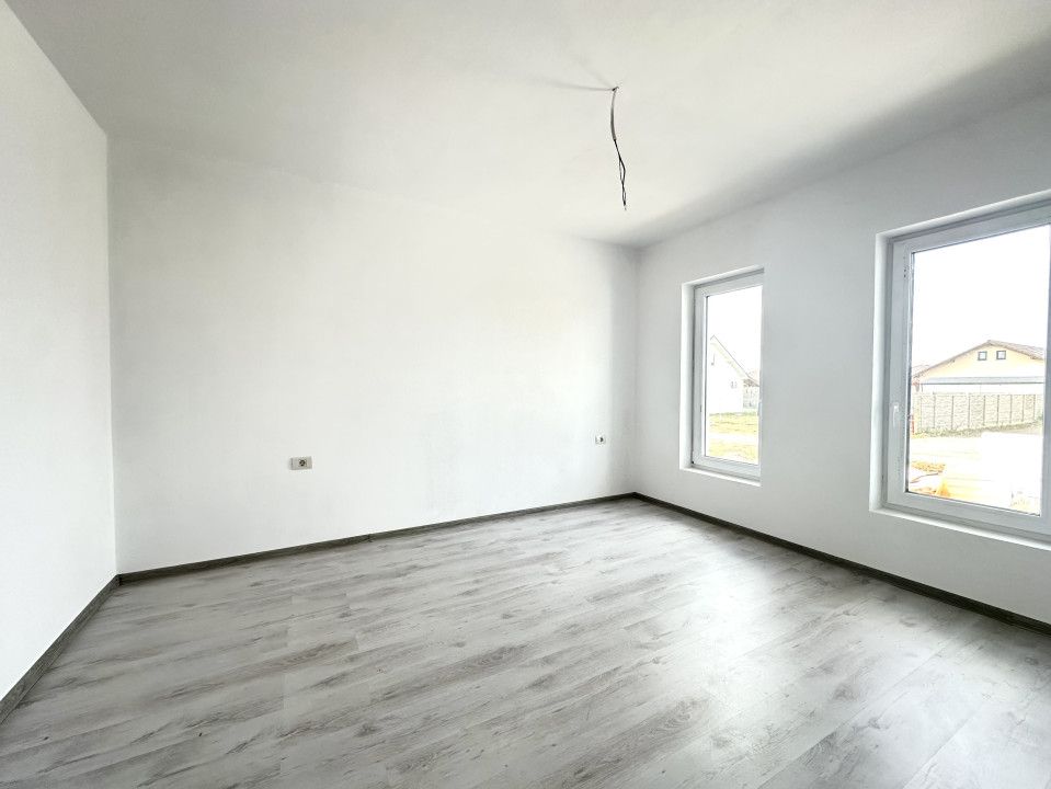 Duplex elegant, 3 camere, 80 mp utili, 325 mp teren - Sanandrei – fotografia 4 din 8