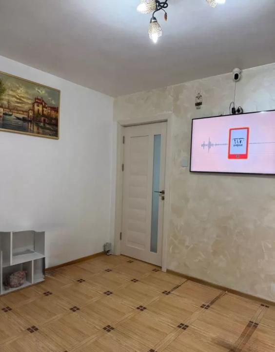 APARTAMENT 2 CAMERE | MOBILAT | ZONA TOMIS NORD-CIRESICA – fotografia 3 din 8