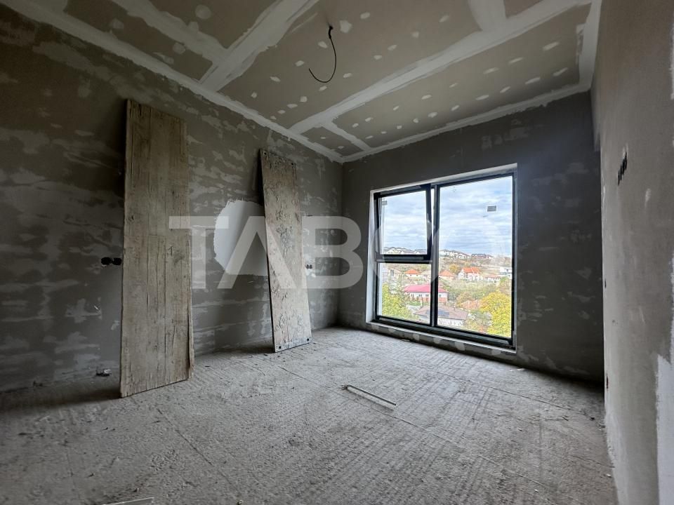 Casa semifinisata de vanzare in Dezmir cu teren de 357 mp – fotografia 1 din 6