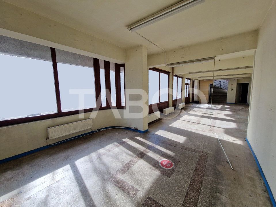 Spatiu comercial sau birouri in Turnisor la parter cu vad stradal – fotografia 1 din 16