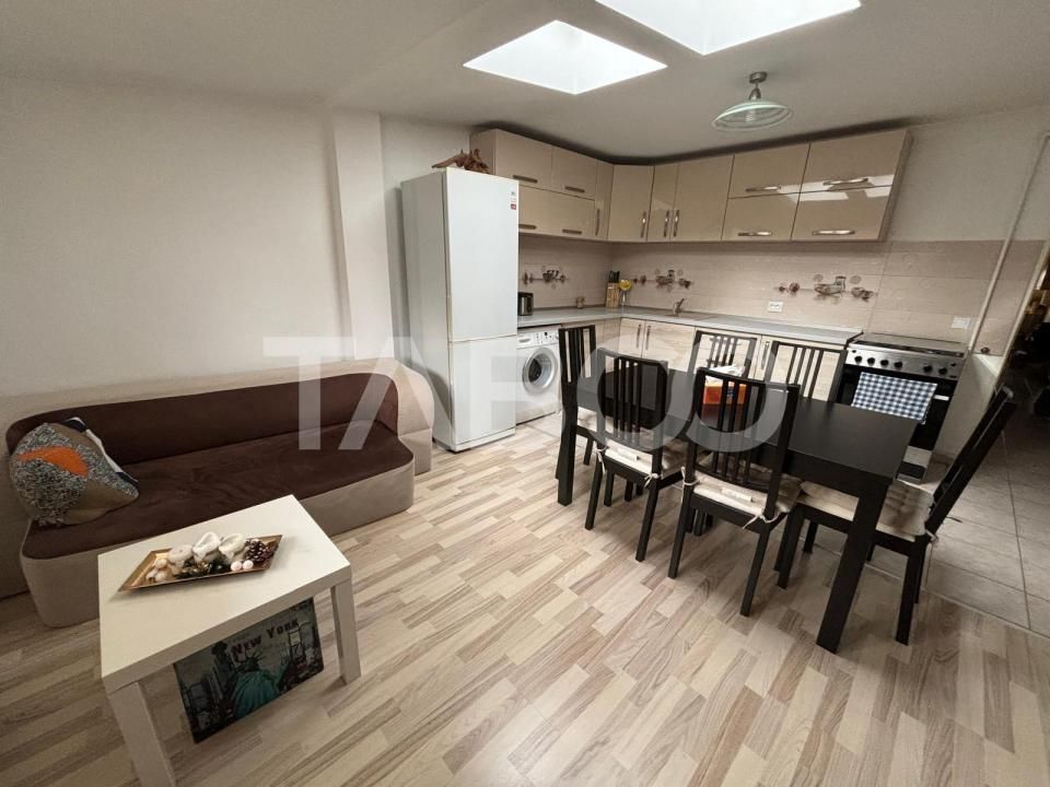 Apartament 3 camere decomandat de vanzare  langa Parcul Belvedere – fotografia 2 din 10