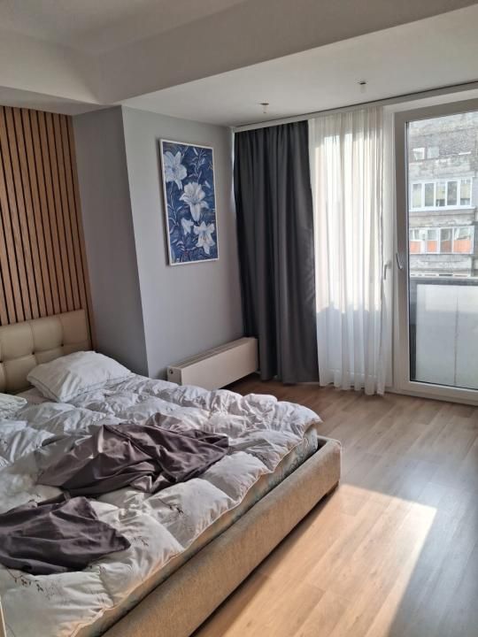 Apartament 3 camere, semidecomandat, 88 mp utili, terasa, etaj 8 -Gheorghe Lazar – fotografia 5 din 12