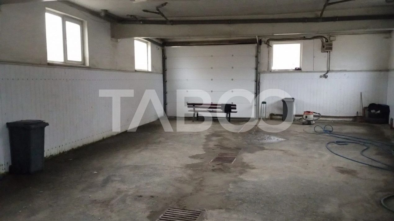 Spalatorie auto si de covoare de inchiriat  Fagaras judetul Brasov – fotografia 1 din 2