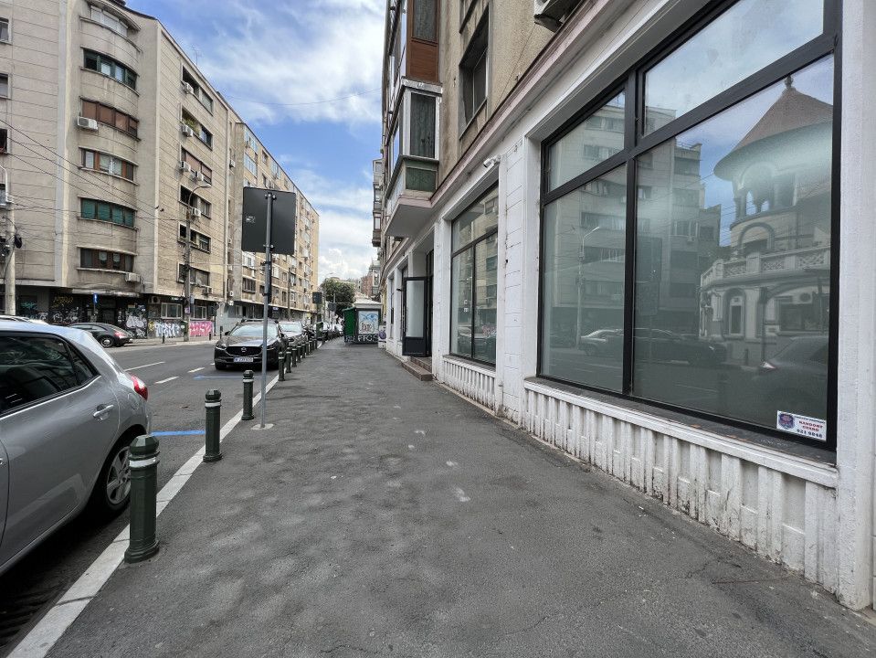 Spatiu comercial situat central, cu vitrina & vizibilitate. Ideal Investitie – fotografia 16 din 18