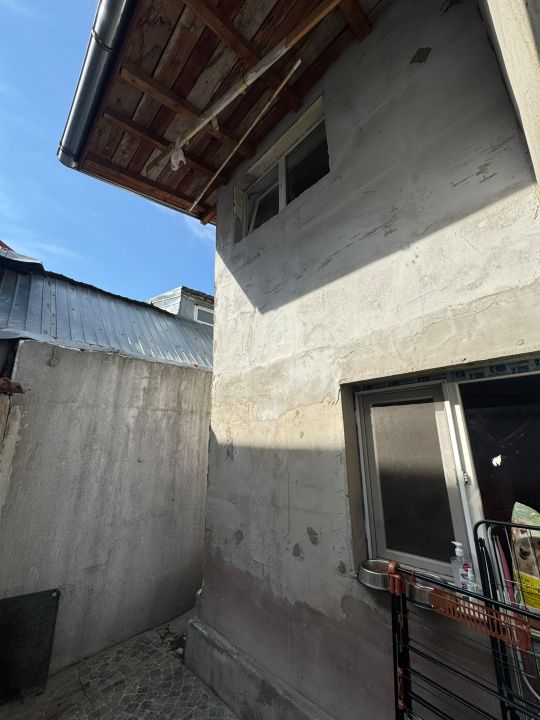 Casa spatioasa P+M | 7 camere | 150 mp utili | Curte amenajata | Rahova – fotografia 3 din 20