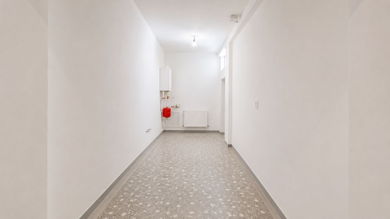 Spatiu comercial 80 mp | HORECA| Terasa privata | Curent trifazic – fotografia 3 din 10