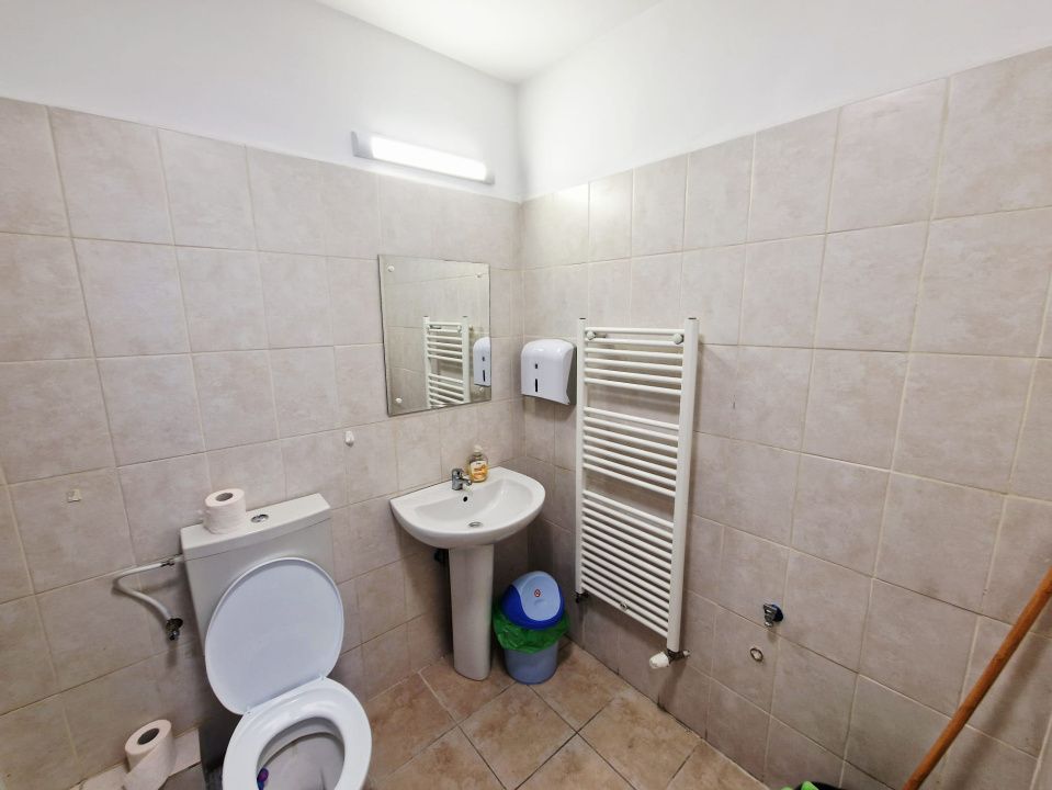 Spatiu de birouri langa Tribunal cu parcare subterana – fotografia 12 din 14