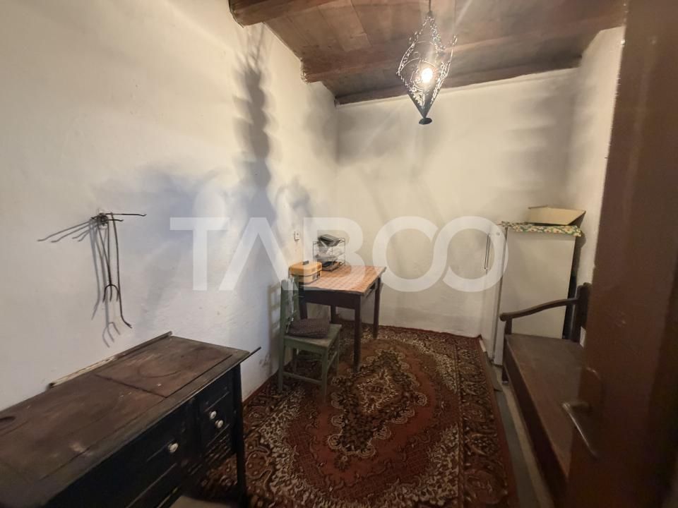 Casa de vacanta 3 camere anexa 720 m teren in Jibert Judetul Brasov – fotografia 6 din 9