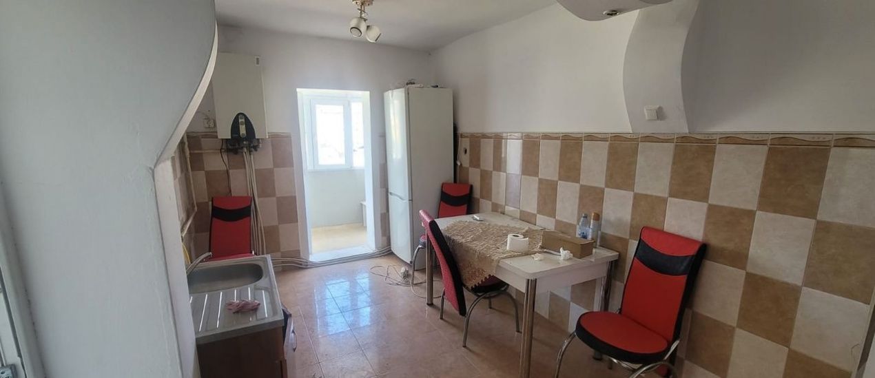 APARTAMENT 2 CAMERE DE VANZARE I DECOMANDAT I ETAJ 2 I ZONA DEDEMAN – fotografia 2 din 5