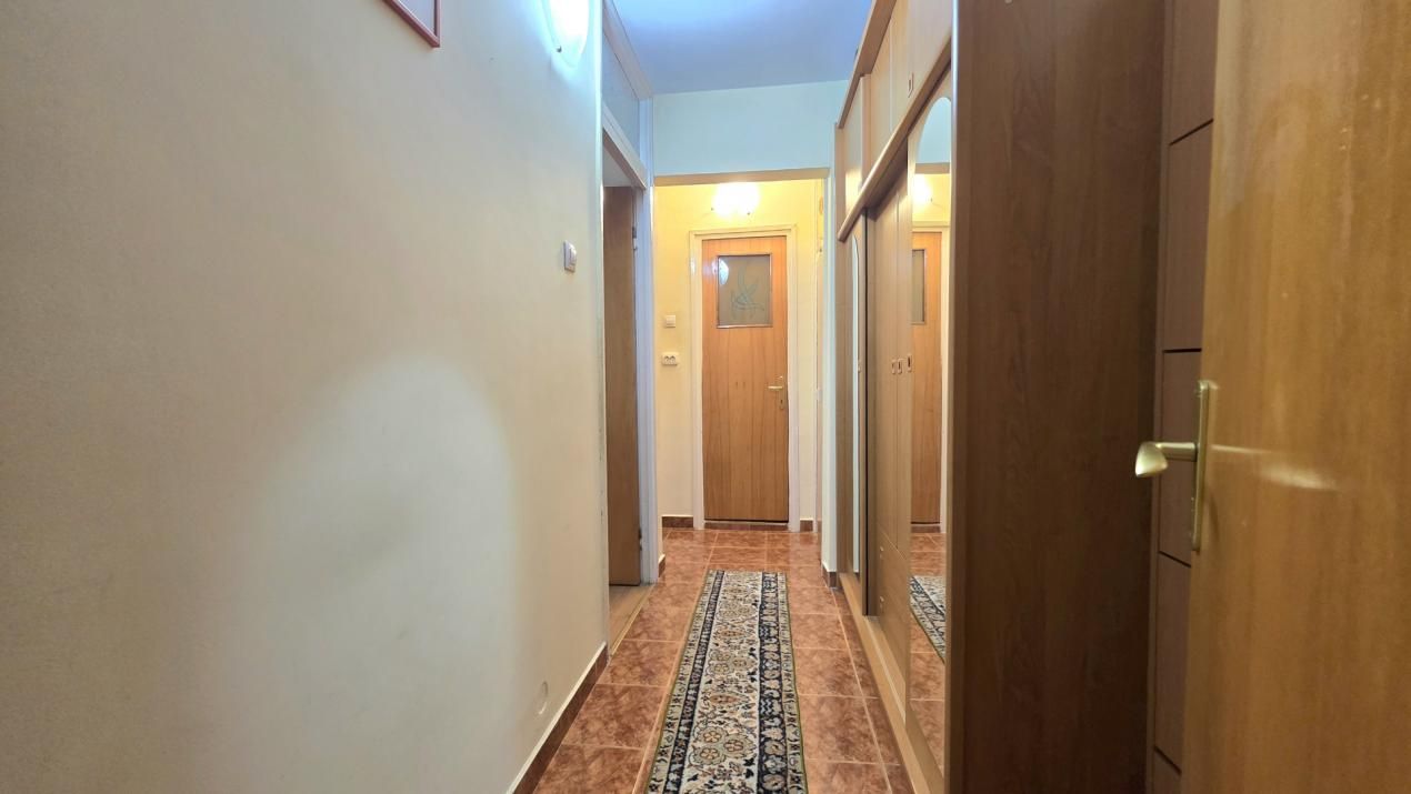 Gorjului - Scoala Ion Dumitriu- Et.2, Decomandat cu Centrala – fotografia 15 din 20