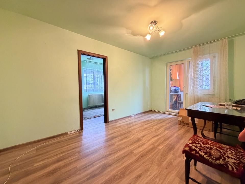 Apartament 2 camere, 40 mp utili, centrala proprie - zona Sagului – fotografia 1 din 8