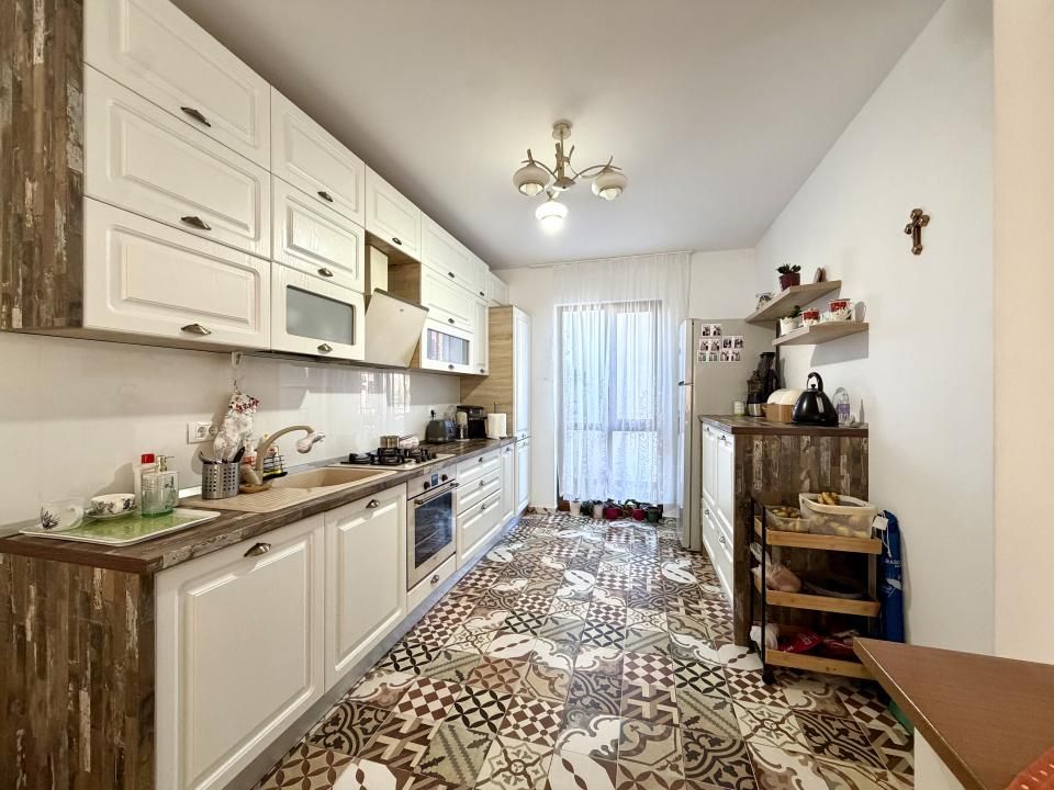 Triplex modern, 110 mp utili, perete dublu, 206 mp teren - Dumbravita – fotografia 1 din 17