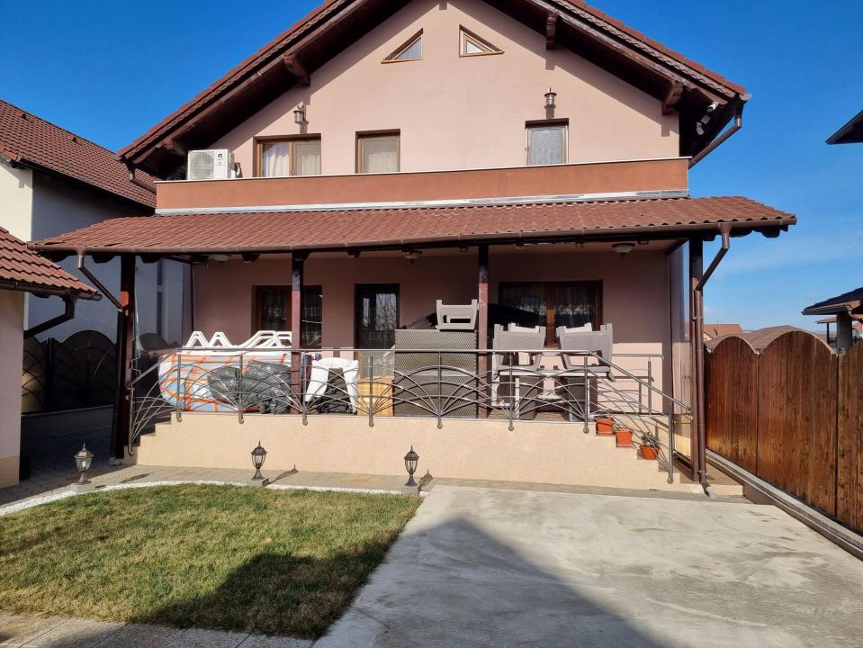 Casa D+P+M cu garaj teren 400 mp finisata utilata mobilata asfal CETATE Giro – fotografia 16 din 18