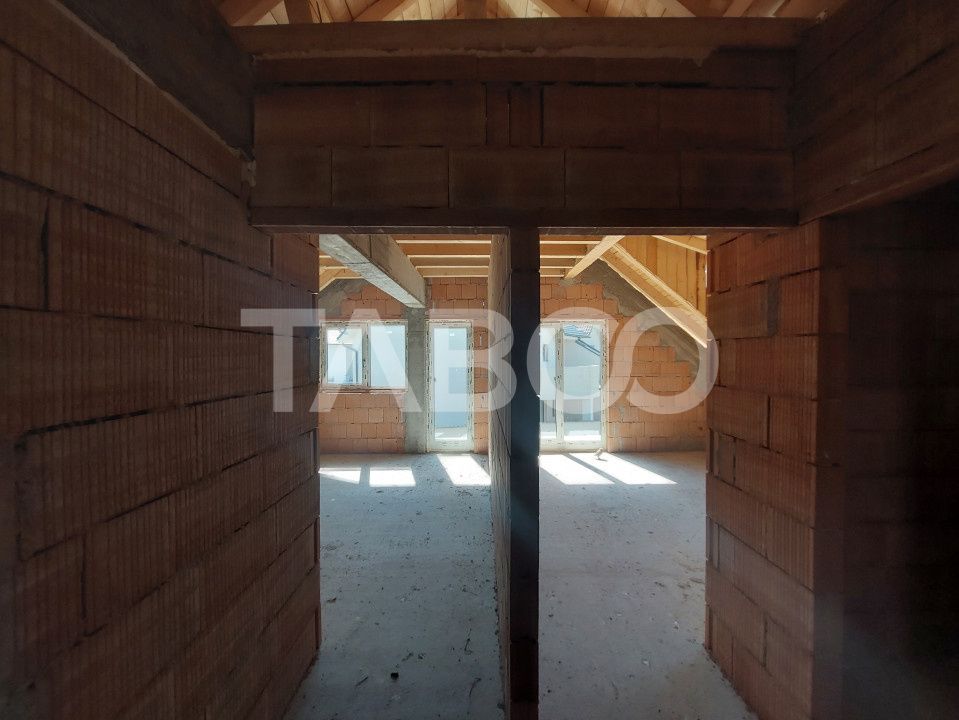 Casa de vanzare 147 mpu si 5 camere teren de 434 mp Cristian Sibiu – fotografia 7 din 9