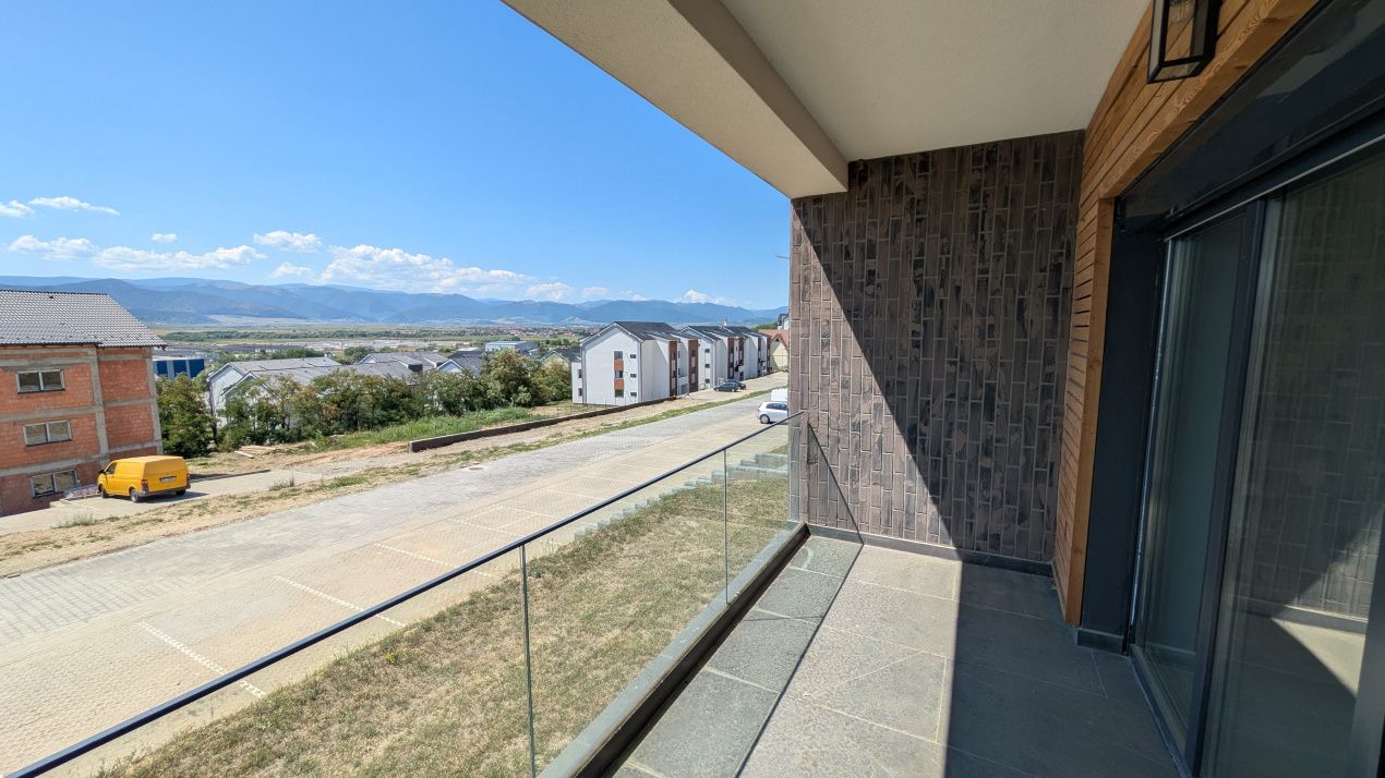 DAVINCI HOMES | 69.900 EURO, FINISAT, CU PARCARE ȘI VEDERE LIBERĂ SPRE MUNȚI – fotografia 2 din 20