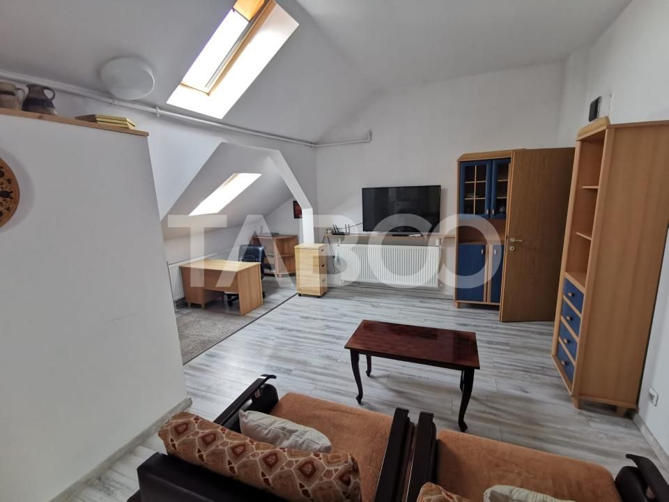 Garsoniera decomandata 48 mp utili in Sibiu zona Orasul de Jos – fotografia 2 din 7
