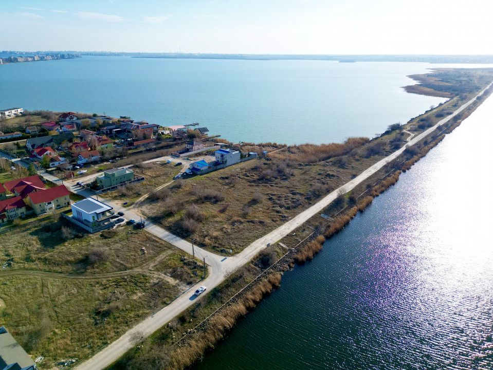 Vand teren in Mamaia Sat primul rand la lacul Siutghiol – fotografia 2 din 4