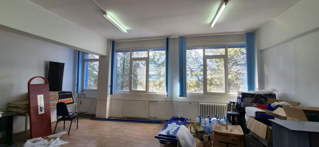 Spatiu birou de inchiriat, 63 mp utili, etaj 1,  Zona Calea Sagului – fotografia 8 din 11