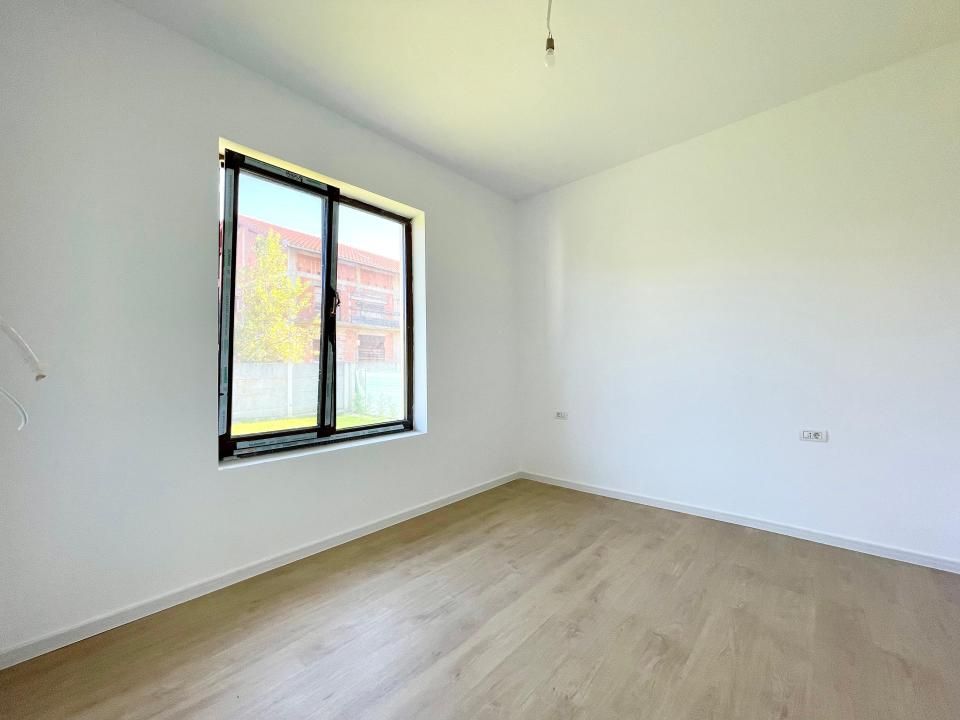 Duplex cu 4 camere pe parter, teren 515mp - Mosnita Noua – fotografia 6 din 11