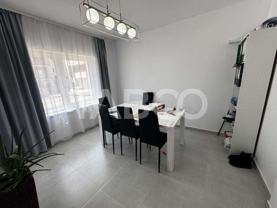 Spatiu birou de inchiriat open space balcon 54 mpu Doamna Stanca Sibiu – fotografia 4 din 6