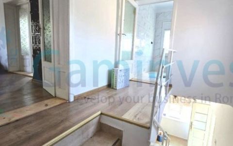 Casa cu teren de 1700mp, Episcopia Bihorului, Oradea