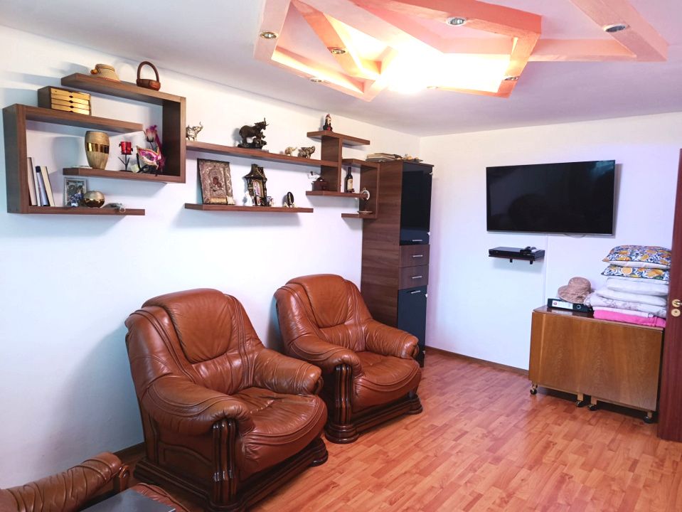 Apartament decomandat langa Piata Minis, Scoala 21 si Liceul A.I.Cuza – fotografia 3 din 8