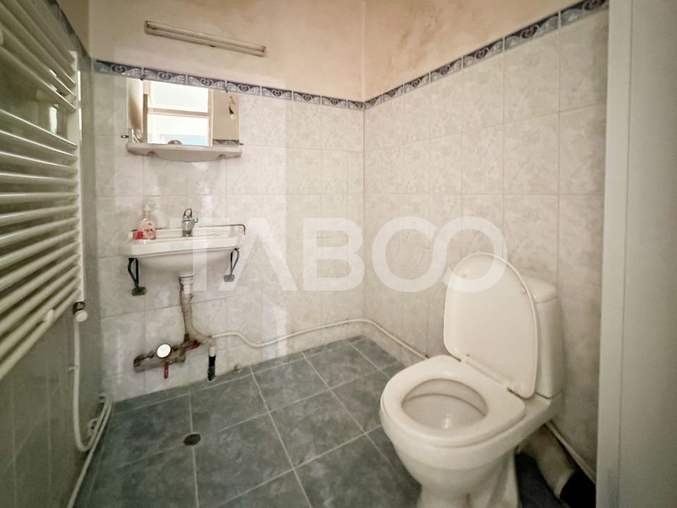Apartament cu 4 camere strada Maramuresului zona Gara de vanzare – fotografia 5 din 8