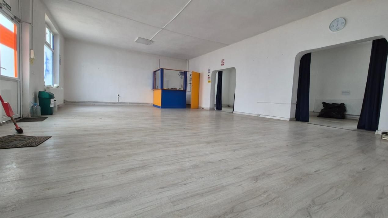 Spațiu Comercial 210 mp + Teren 2.000 mp | Centru Băjești | Chiriaș Existent – fotografia 9 din 10