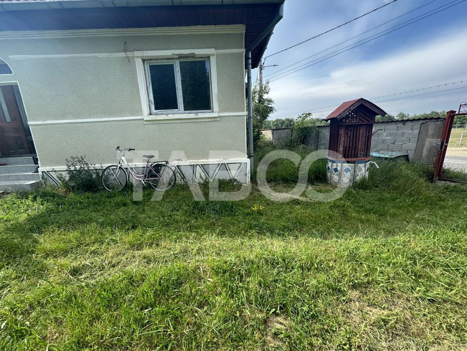 Casa 3 camere 5335 teren liber garaj si anexe  in Sinca Veche – fotografia 4 din 16