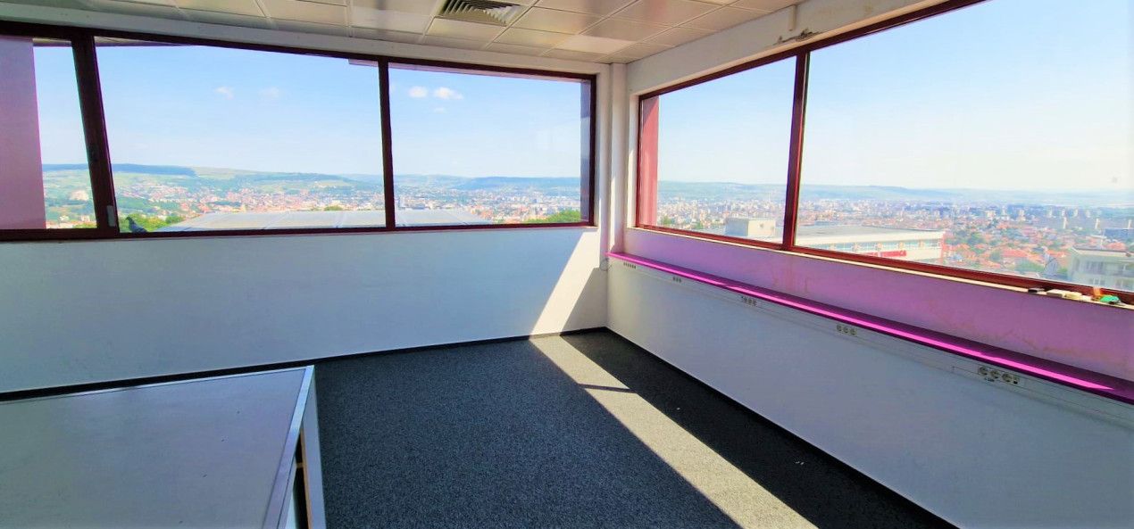 Spatiu de birouri cu panorama, Sigma Center – fotografia 11 din 13
