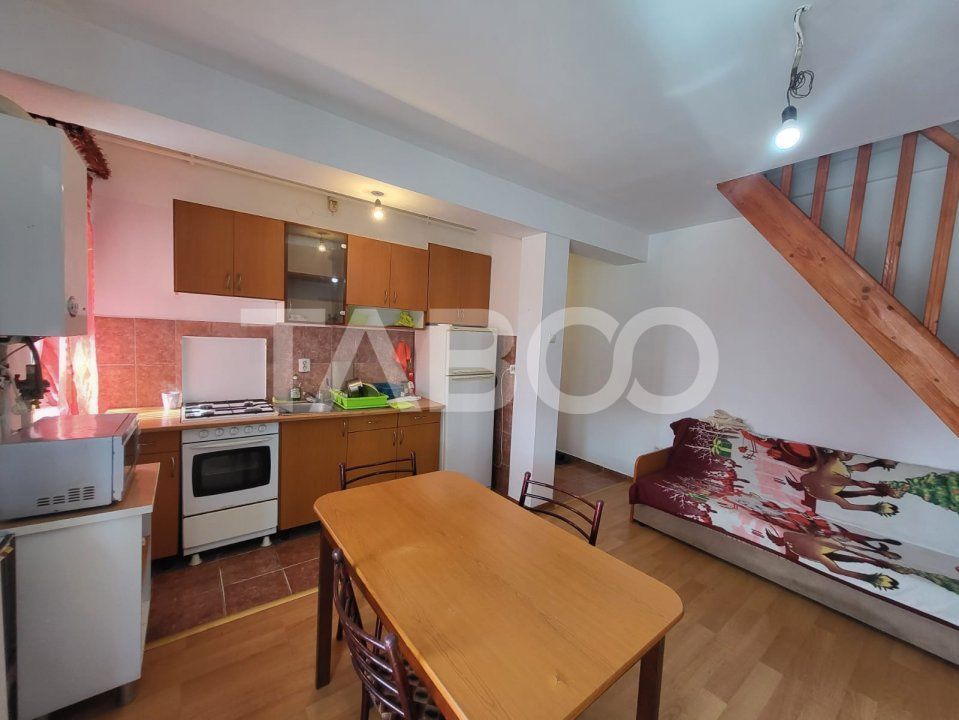 Apartament de vanzare 4 camere pe 2 etaje 84 mp zona Rahovei Sibiu – fotografia 4 din 9