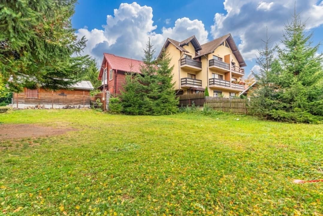 Teren intravilan in Busteni, cu vedere panoramică spre Munții Bucegi – fotografia 3 din 9