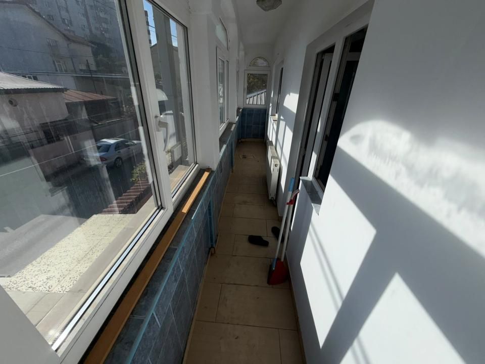 10 Camere de inchiriat | 13 Septembrie | Casa-Spatiu Birou | Parcare – fotografia 11 din 13