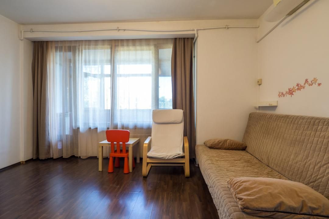 Eroii Revolutiei metrou, parc, gata de mutat, centrală proprie – fotografia 10 din 36