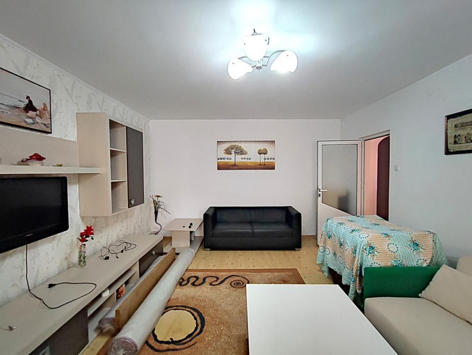 Apartament 3 camere, etaj 1,Inel 2, strada Dezrobirii, comision 0% – fotografia 4 din 17