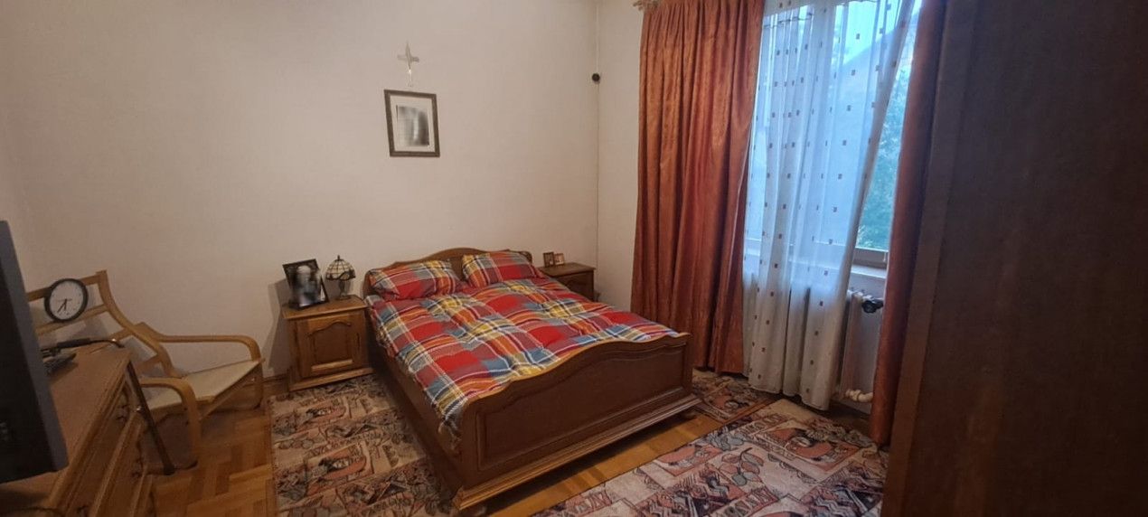 Casă  de închiriat – Strada Eremia Grigorescu, Pitești – fotografia 10 din 18