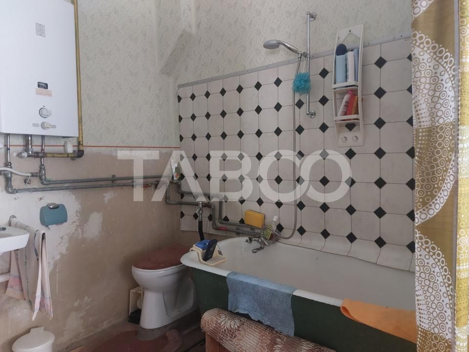 Casa si curte individuala 2 corpuri de casa separate 4 camere gradina – fotografia 21 din 25