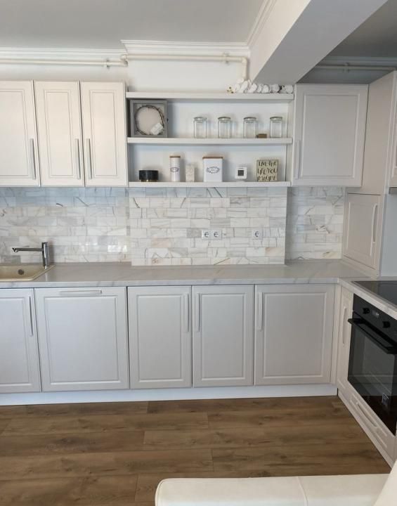 Apartament 3 camere, 66,2mp+terasa 25mp, LIFT, garaj, mobilat modern, Zona VIVO! – fotografia 3 din 11
