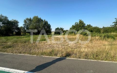 Teren pretabil investitie cu acces la drum asfaltat  zona Strand Sibiu