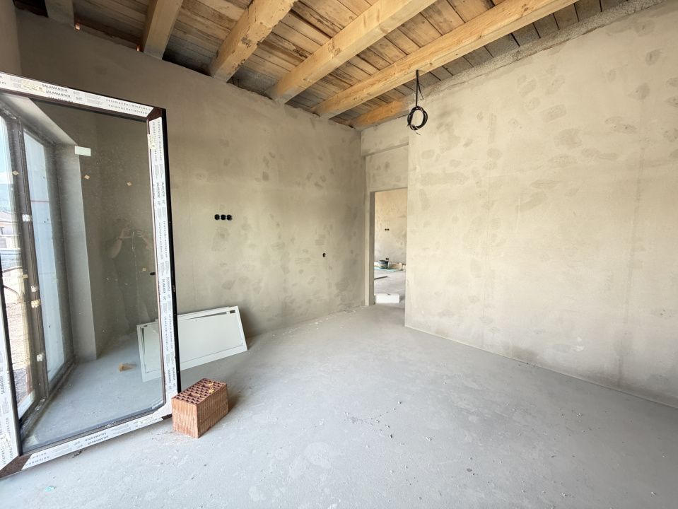 Casa Noua Alba Micesti 4 Camere 2 bai Terasa curte 400mp Teren Finisata la cheie – fotografia 12 din 15