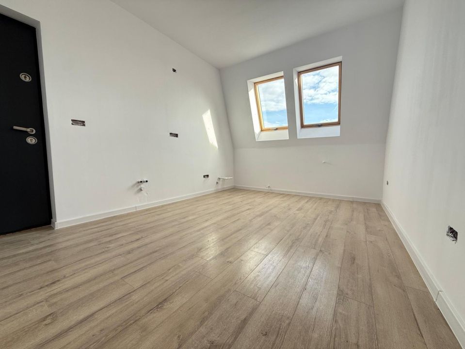 Apartament 2 camere, 55 mp, mansarda - zona Bucovinei – fotografia 2 din 5