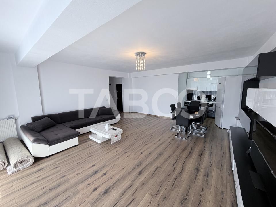 Apartament decomandat 3 camere 80 mp utili Doamna Stanca – fotografia 2 din 10