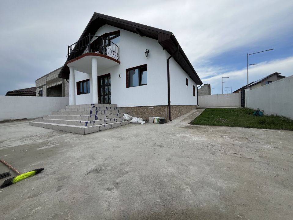 Exclusivitate! vila moderna P+M, 5 camere, Valu lui Traian! – fotografia 1 din 11