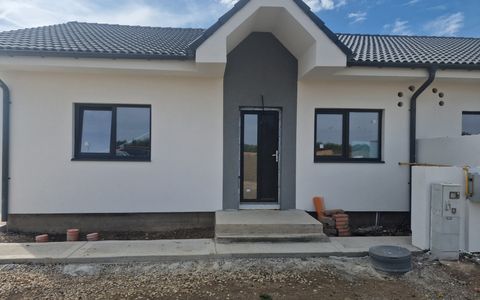 Duplex de vanzare cu 3 camere, zona Drumul Manastirii