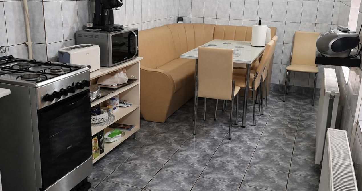 Casa 3 Camere | Piata Alba Iulia | 120 mp | Renovata | Singur Curte | – fotografia 8 din 11