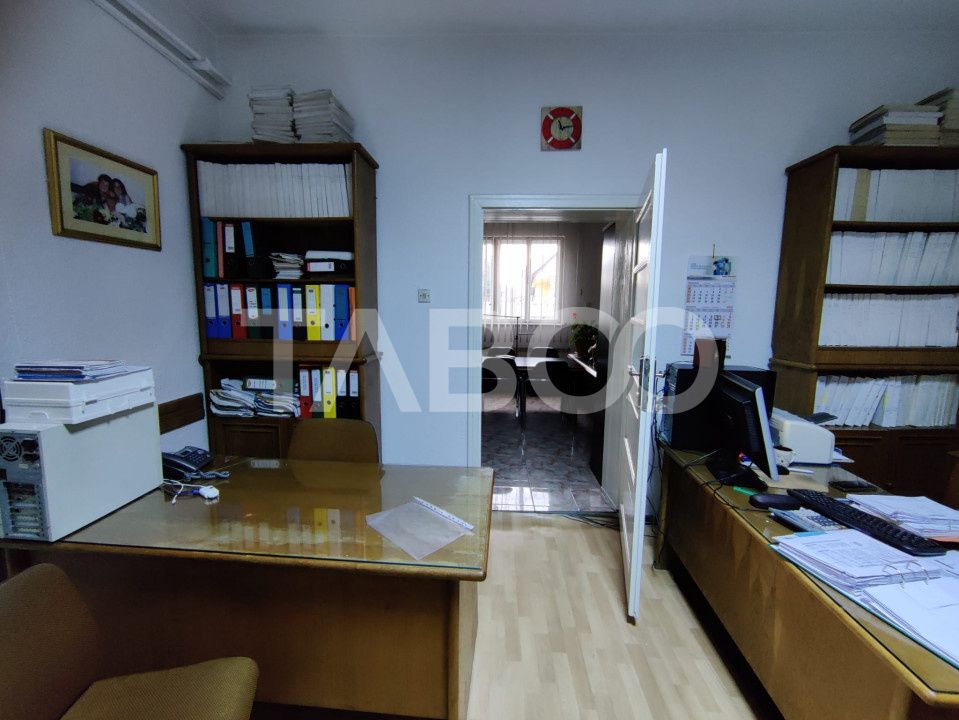 De inchiriat fabrica de productie cu birouri si parcari in Sibiu – fotografia 8 din 11