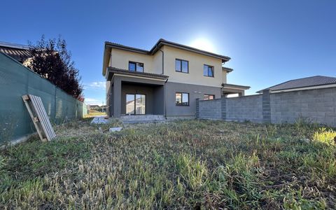 Duplex 5 camere, 128mp utili, 300mp teren in Mosnita Noua, zona ESO