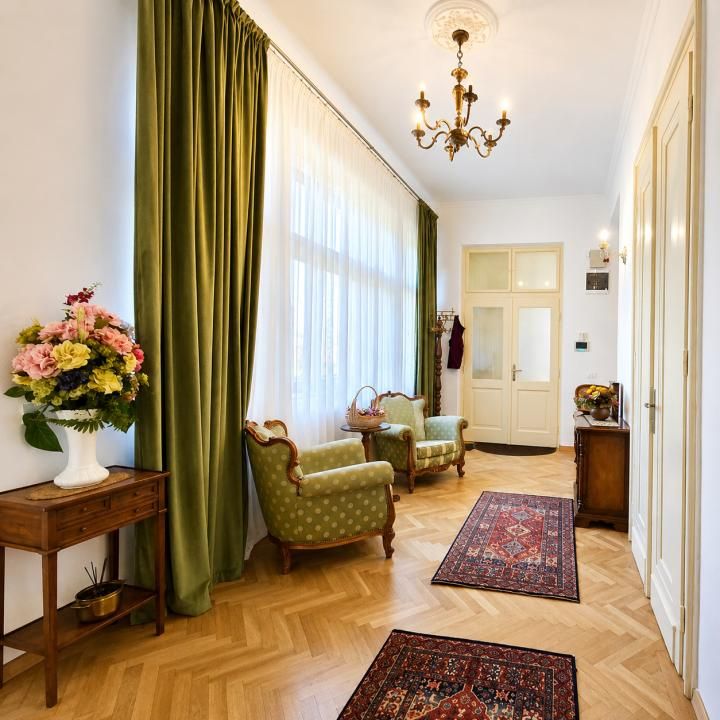 Apartament deosebit 3 camere de inchiriat in centrul Clujului, Clinicilor – fotografia 2 din 13